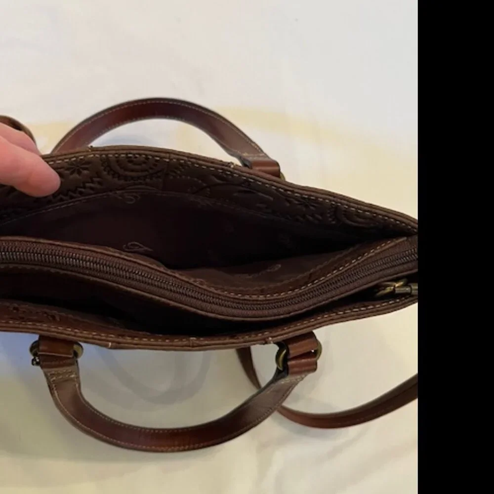 FOSSIL | Brown Floral Tooled Embossed Leather Crossbody or Handbag-EUC - Picture 9 of 16